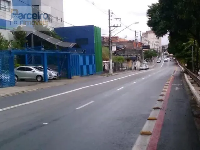 Galpão / Barracão com 2000m², à venda, no bairro Engenheiro Goulart em São Paulo