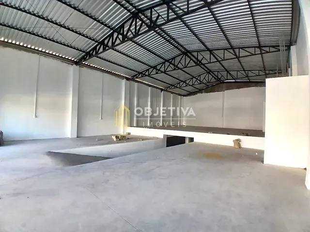 Prédio para alugar, no bairro Pátria Nova em Novo Hamburgo