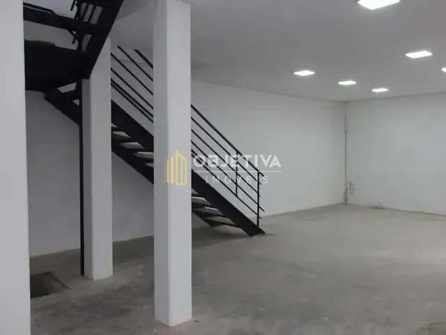 Prédio para alugar, no bairro São Geraldo em Porto Alegre