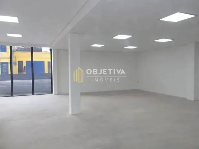 Prédio para alugar, no bairro São Geraldo em Porto Alegre