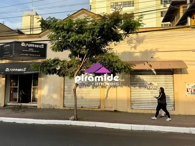 Prédio com 255m², à venda, no bairro Jardim São Dimas em São José dos Campos