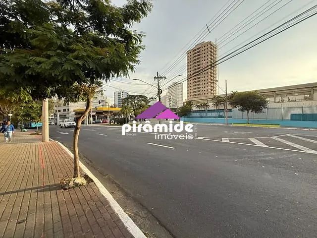 Prédio com 255m², à venda, no bairro Jardim São Dimas em São José dos Campos