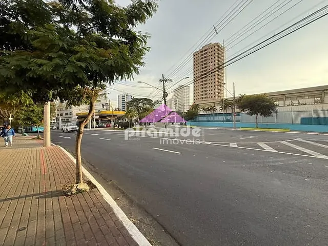 Prédio com 255m², à venda, no bairro Jardim São Dimas em São José dos Campos