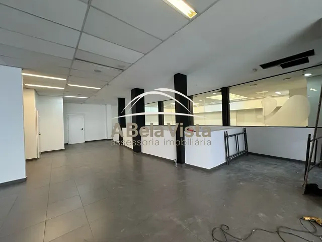 Prédio com 1823m², à venda, no bairro Centro em Osasco