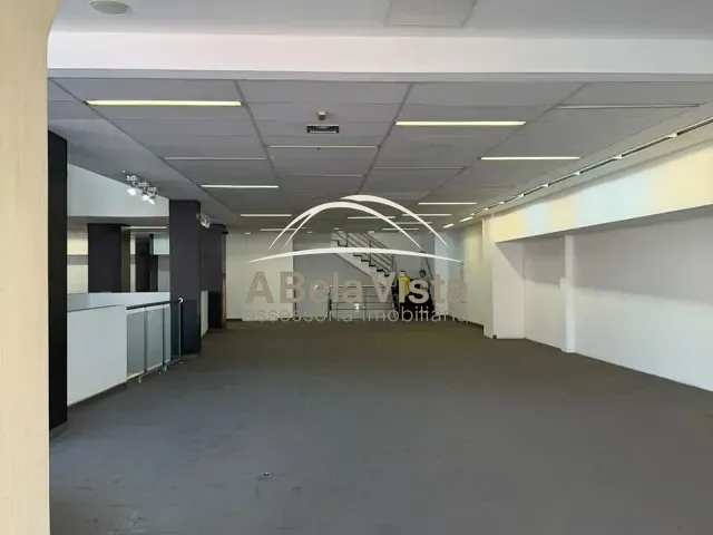 Prédio com 1823m², à venda, no bairro Centro em Osasco
