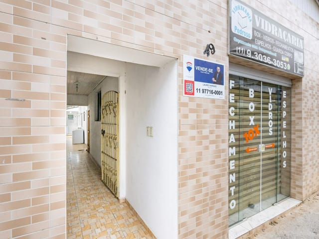 Prédio com 200m², à venda, no bairro Centro em Cotia