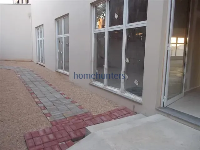 Prédio com 279m², para alugar, no bairro Chácara da Barra em Campinas