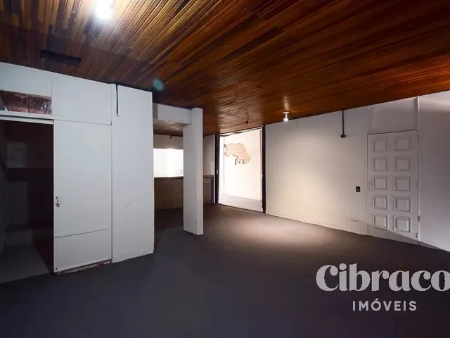 Prédio para alugar, no bairro São Francisco em Curitiba