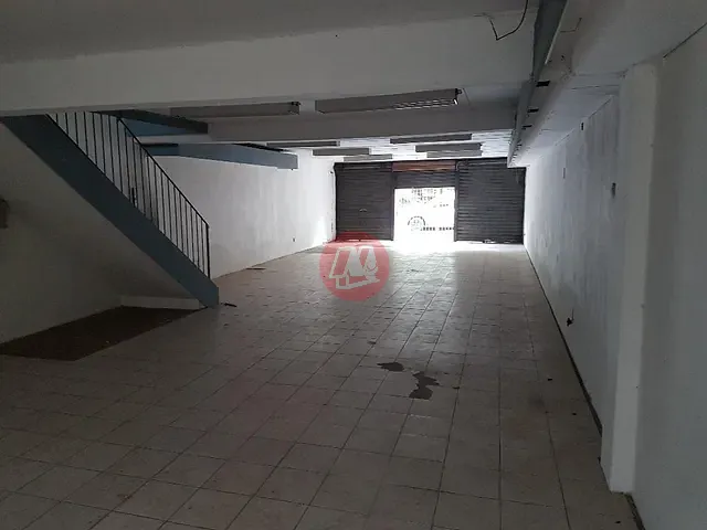 Prédio com 480m², à venda, no bairro Rio Branco em Porto Alegre