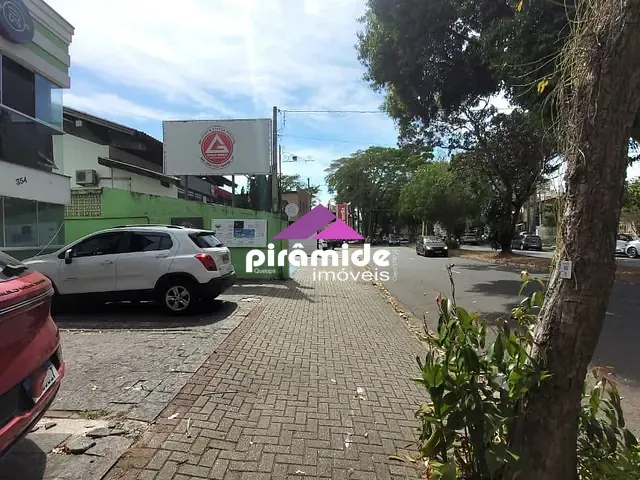 Prédio com 700m², à venda, no bairro Jardim Esplanada em São José dos Campos