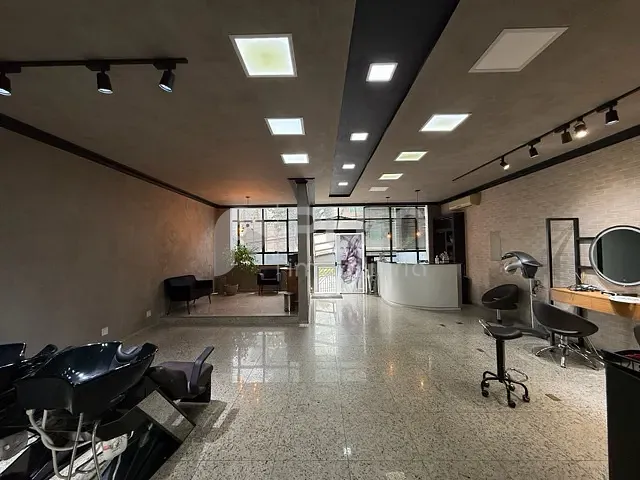 Prédio com 450m², à venda, no bairro Lauzane Paulista em São Paulo