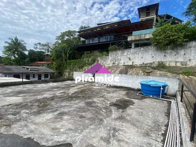 Prédio com 500m², à venda, no bairro Itaguassú em Ilhabela