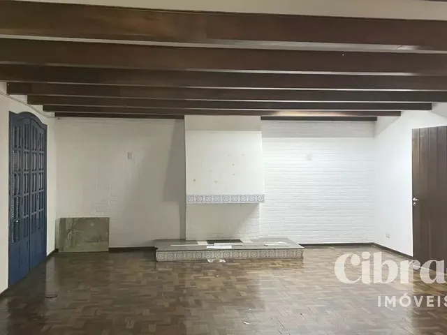 Prédio para alugar, no bairro Alto da Glória em Curitiba