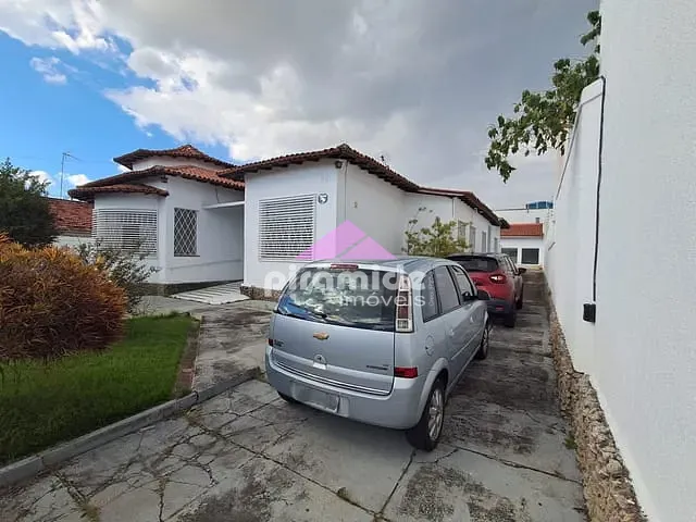 Prédio com 1050m², à venda ou para alugar, no bairro Centro em Jacareí