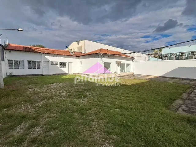 Prédio com 1050m², à venda ou para alugar, no bairro Centro em Jacareí