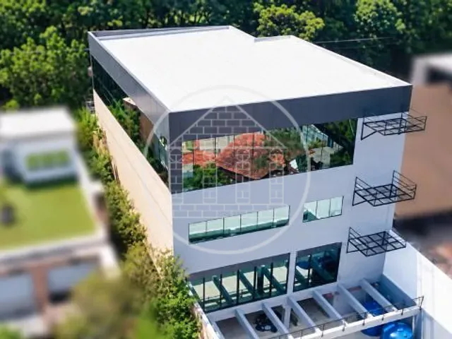 Prédio com 600m², para alugar, no bairro Morumbi em São Paulo