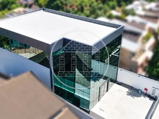 Prédio com 600m², para alugar, no bairro Morumbi em São Paulo