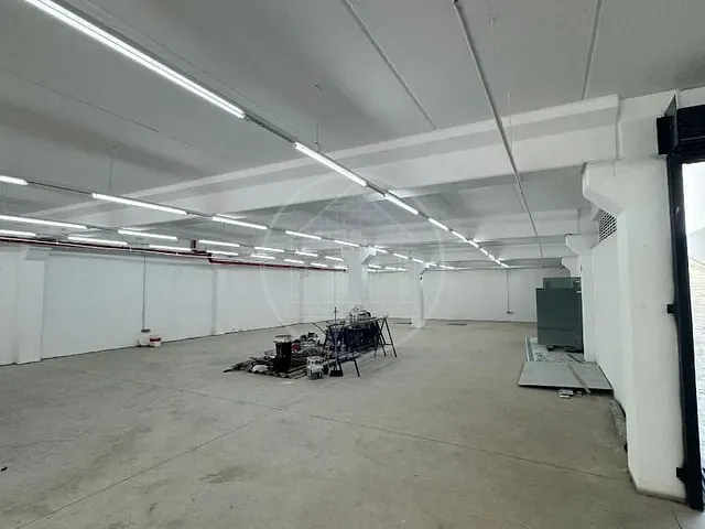Prédio com 600m², para alugar, no bairro Morumbi em São Paulo