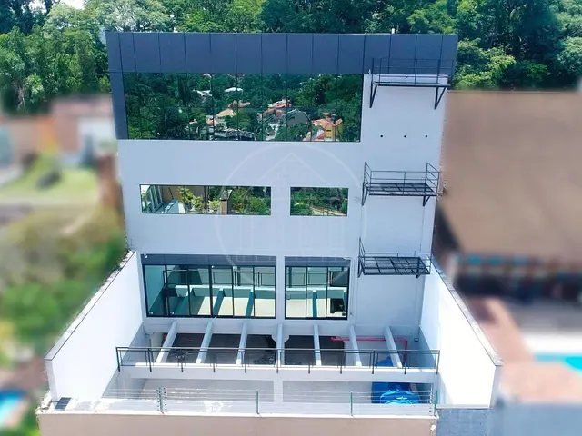 Prédio com 600m², para alugar, no bairro Morumbi em São Paulo