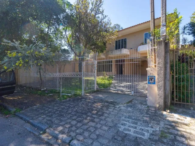 Prédio 3 quartos e 4 banheiros, à venda, no bairro Seminário em Curitiba