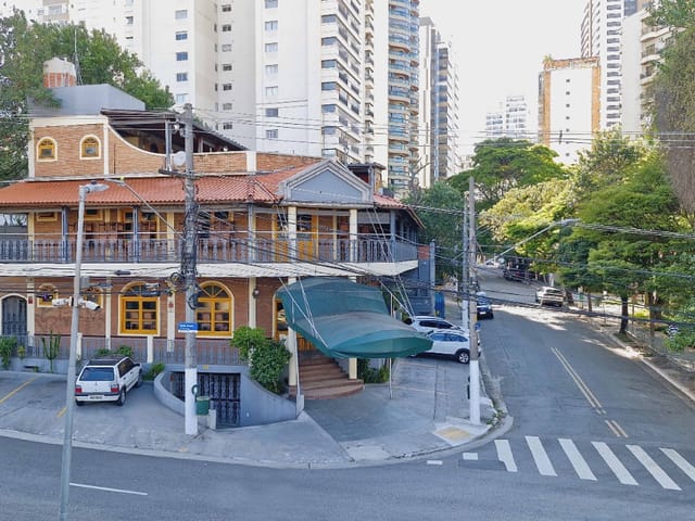 Prédio com 596m², à venda, no bairro Brooklin em São Paulo