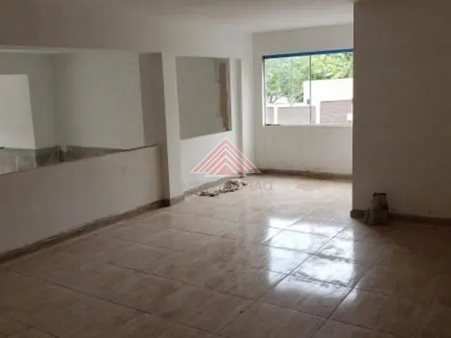 Prédio com 132m², para alugar, no bairro Cidade São Jorge em Santo André