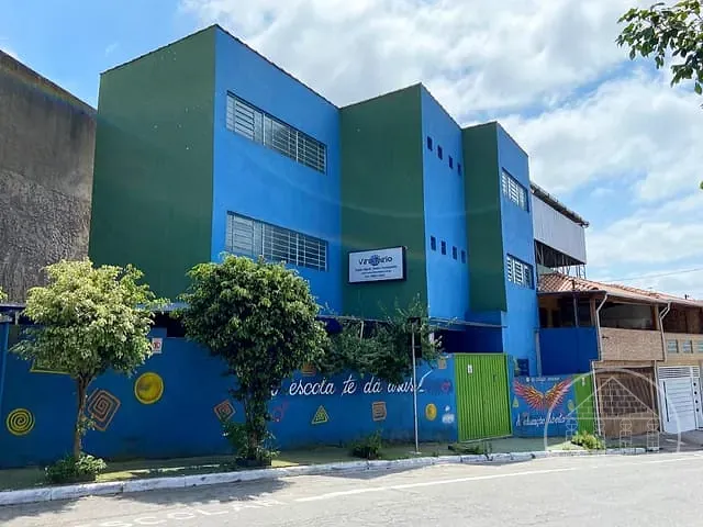 Prédio com 186m², à venda, no bairro Sítio Cocaia em São Paulo