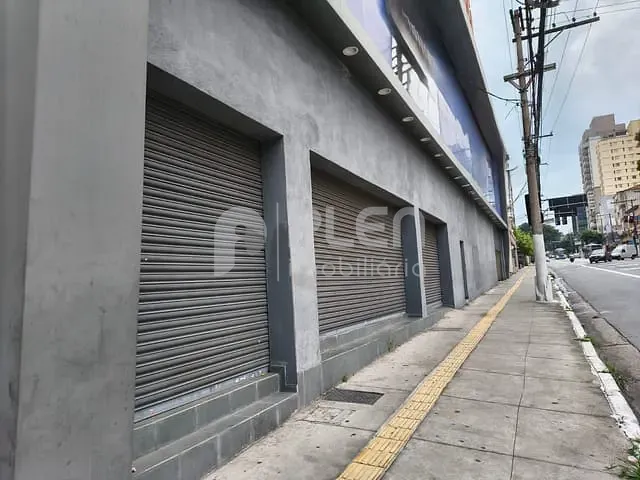 Prédio com 1430m², à venda, no bairro Santana em São Paulo