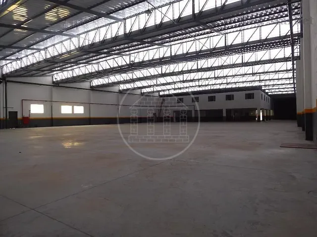 Prédio com 2600m², à venda, no bairro Vila Monumento em São Paulo