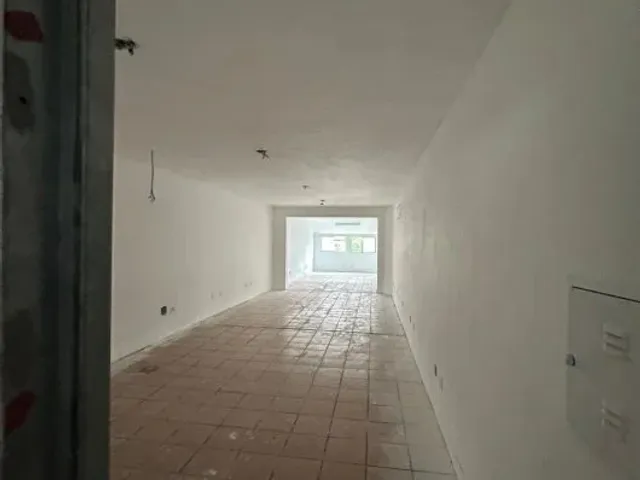 Sobrado com 279m², à venda, no bairro Bela Vista em São Paulo