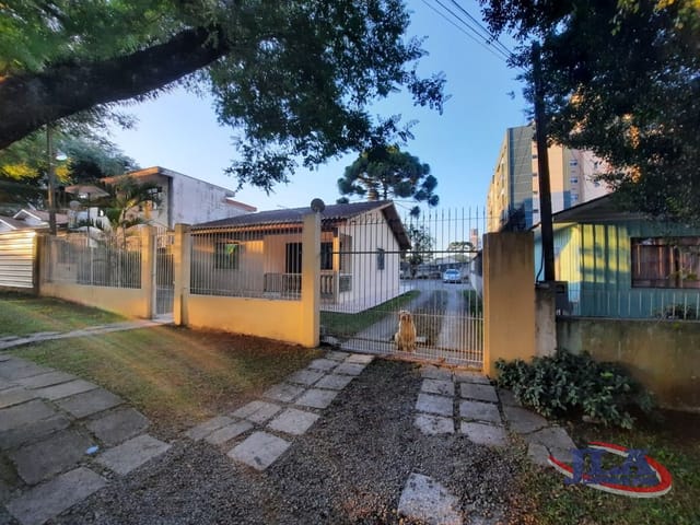 Prédio para alugar, no bairro Boa Vista em Curitiba