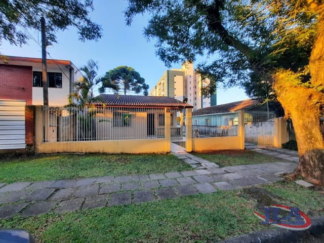 Prédio para alugar, no bairro Boa Vista em Curitiba