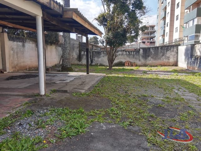 Prédio para alugar, no bairro Boa Vista em Curitiba