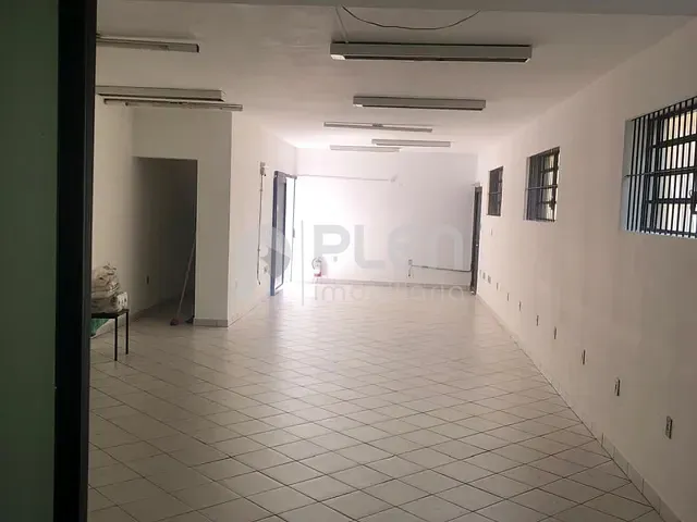 Prédio com 198m², à venda, no bairro Vila Guilherme em São Paulo