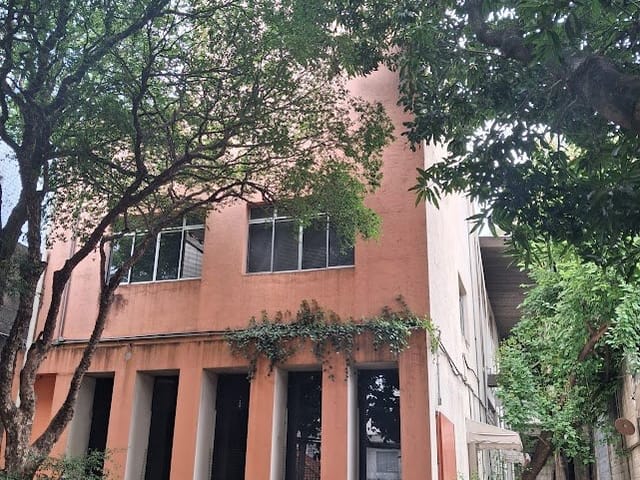 Prédio com 600m², à venda ou para alugar, no bairro Bosque da Saúde em São Paulo