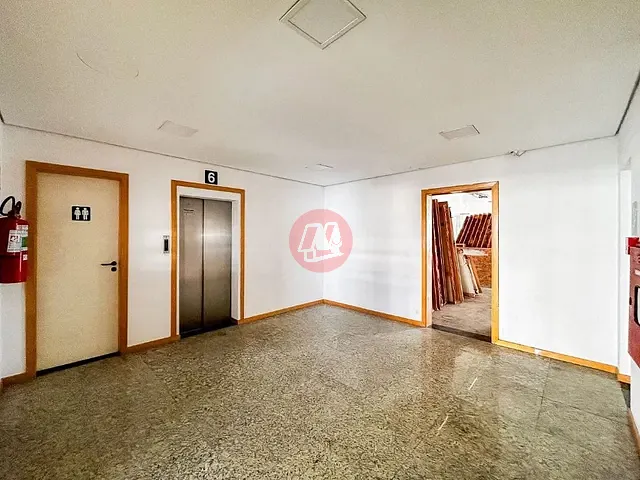 Prédio com 2000m², à venda ou para alugar, no bairro Petrópolis em Porto Alegre