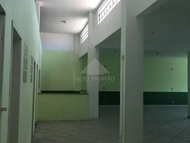 Prédio com 930m², à venda, no bairro Matriz em Mauá