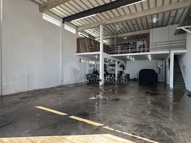 Prédio para alugar, no bairro Vila Amália (Zona Norte) em São Paulo