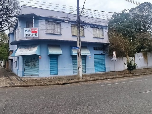 Prédio com 560m² 6 quartos e 3 banheiros, à venda, no bairro Alto da XV em Curitiba