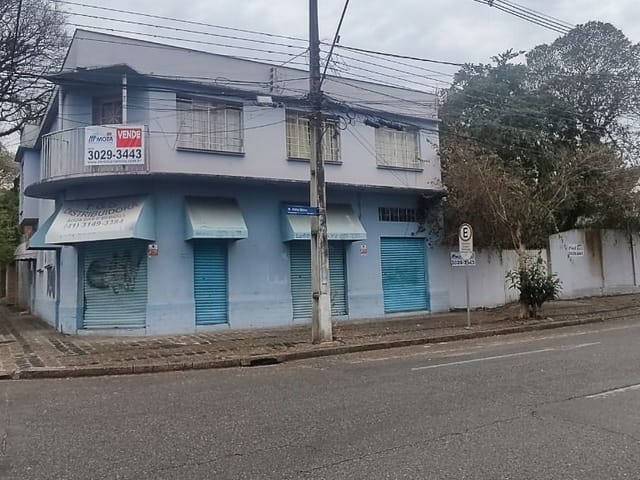 Prédio com 560m² 6 quartos e 3 banheiros, à venda, no bairro Alto da XV em Curitiba