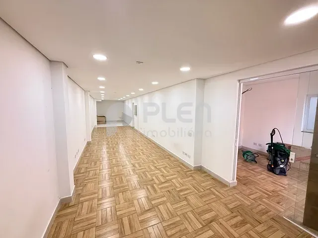 Prédio para alugar, no bairro Parque Mandaqui em São Paulo