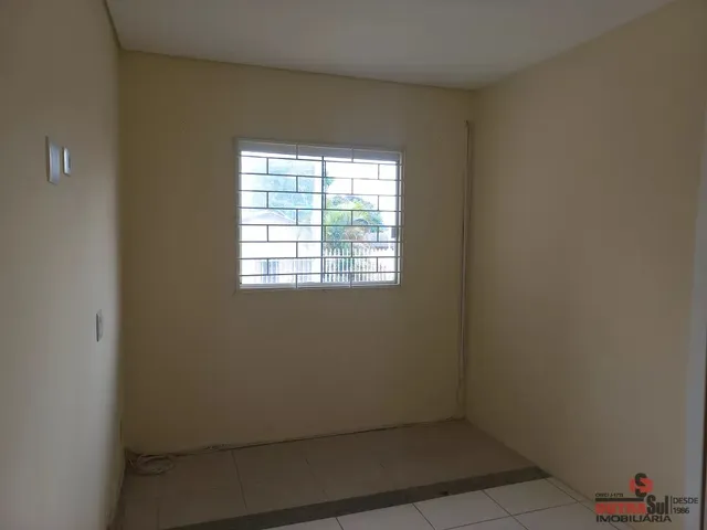 Prédio com 162m², à venda, no bairro Cidade Industrial em Curitiba