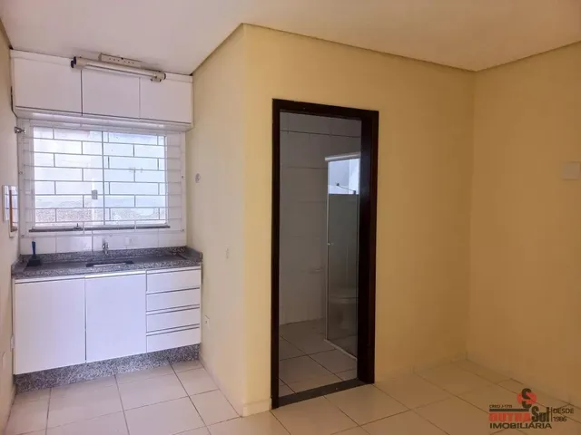Prédio com 162m², à venda, no bairro Cidade Industrial em Curitiba