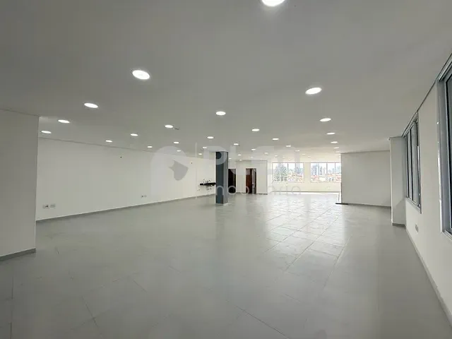 Prédio para alugar, no bairro Parque Mandaqui em São Paulo