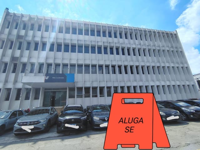 Prédio para alugar, no bairro Jurubatuba em São Paulo