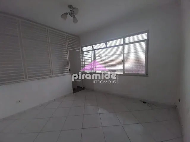 Prédio com 10m² 1 quarto e 2 banheiros, para alugar, no bairro Centro em São José Dos Campos