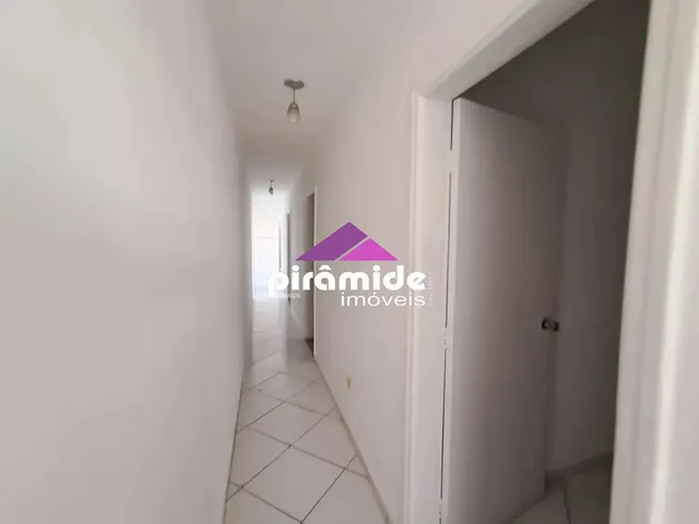 Prédio com 10m² 1 quarto e 2 banheiros, para alugar, no bairro Centro em São José Dos Campos