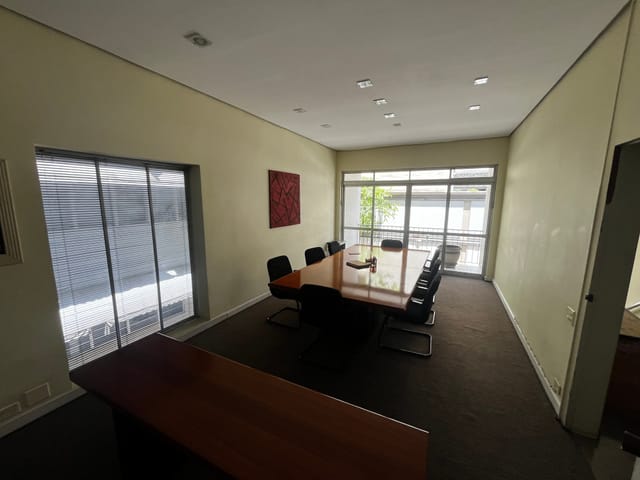 Prédio com 640m², à venda ou para alugar, no bairro Barra Funda em São Paulo