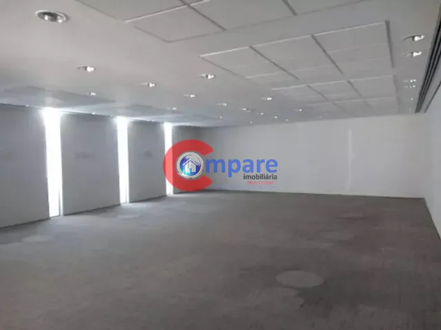 Prédio com 533m², para alugar, no bairro Macedo em Guarulhos