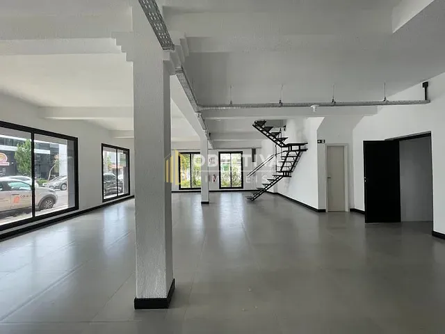 Prédio para alugar, no bairro Centro em Estância Velha
